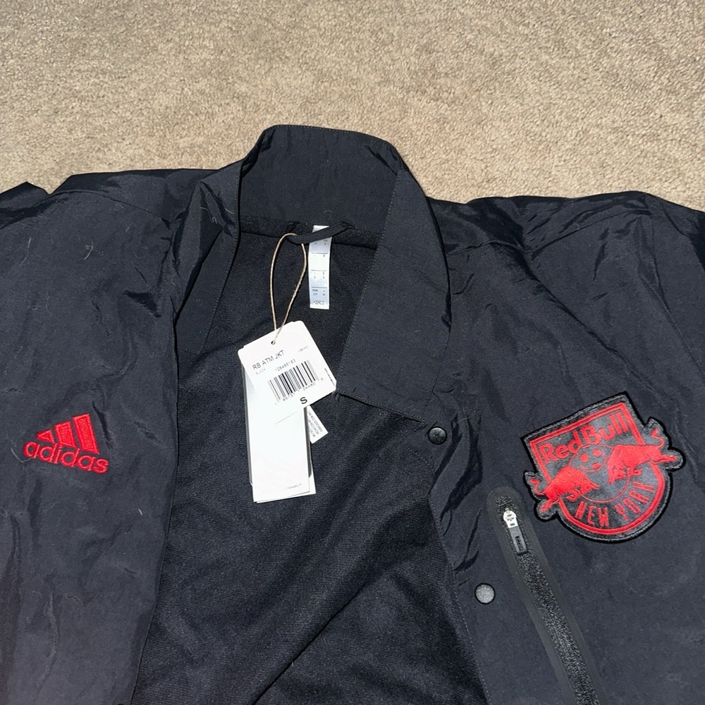 Men’s redbulls soccer team jacket size small brand new